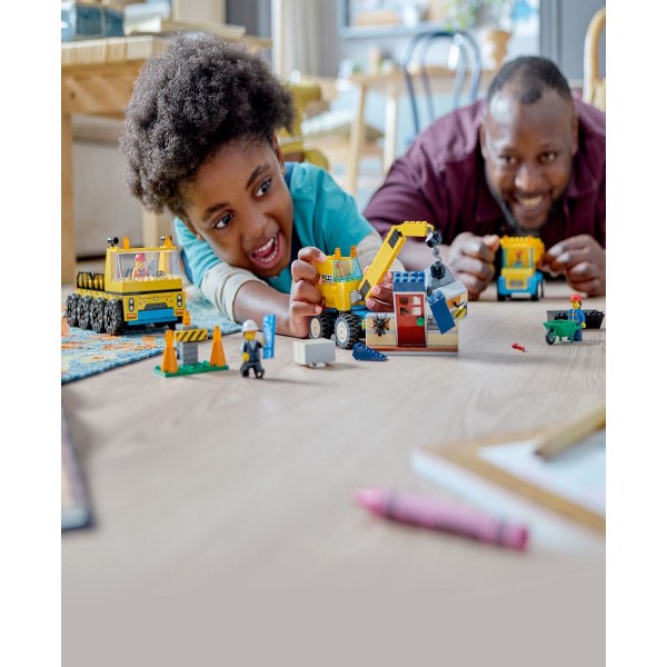 City Great Vehicles Construction Trucks and Wrecking Ball Crane 60391 Building Set 235 Pieces