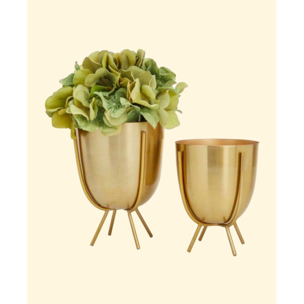 Cosmopolitan Contemporary Planters with StandSet of 2